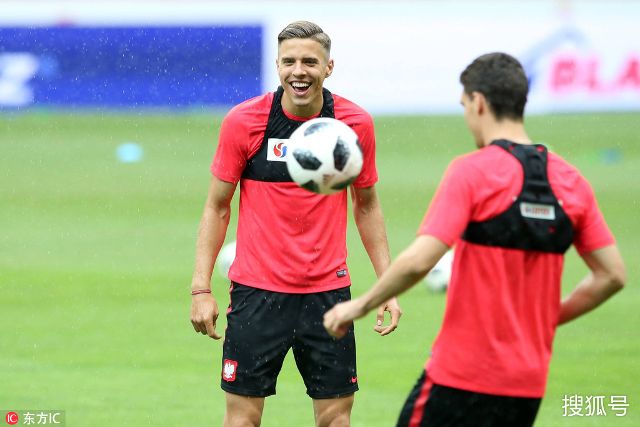 他的成长历 他的成长历