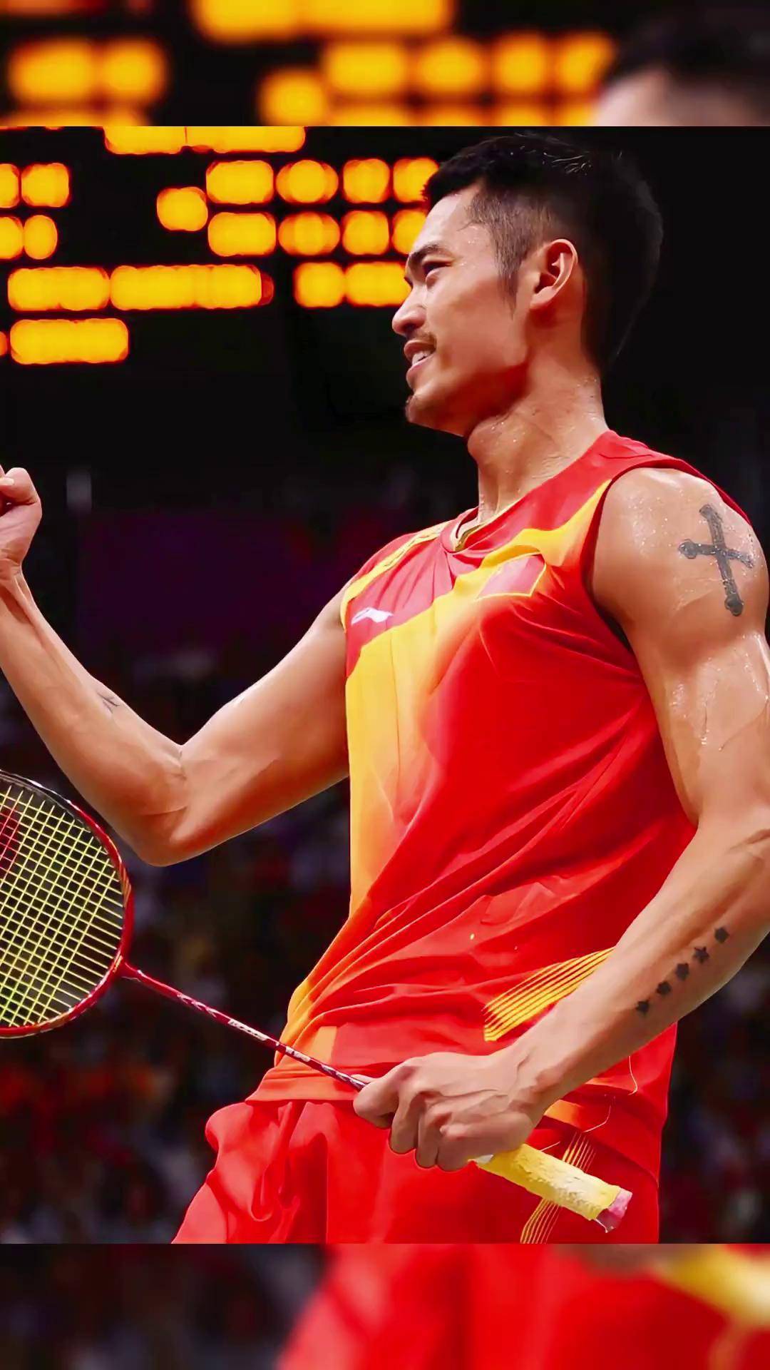 华出众的年 华出众的年